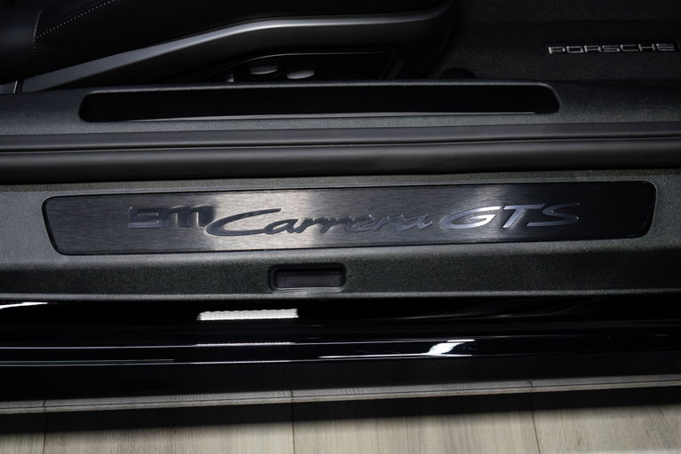 Porsche 992.2 Carrera GTS