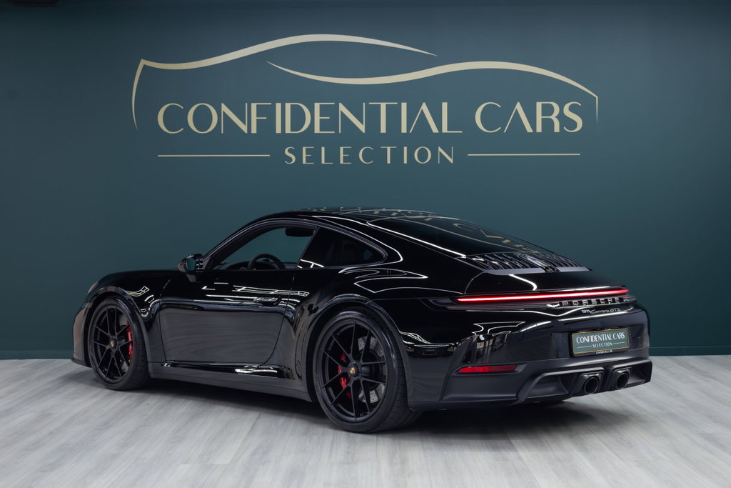 Porsche 992.2 Carrera GTS