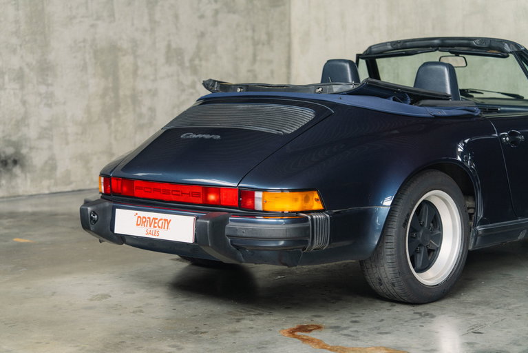 Porsche 911 Carrera 3.2