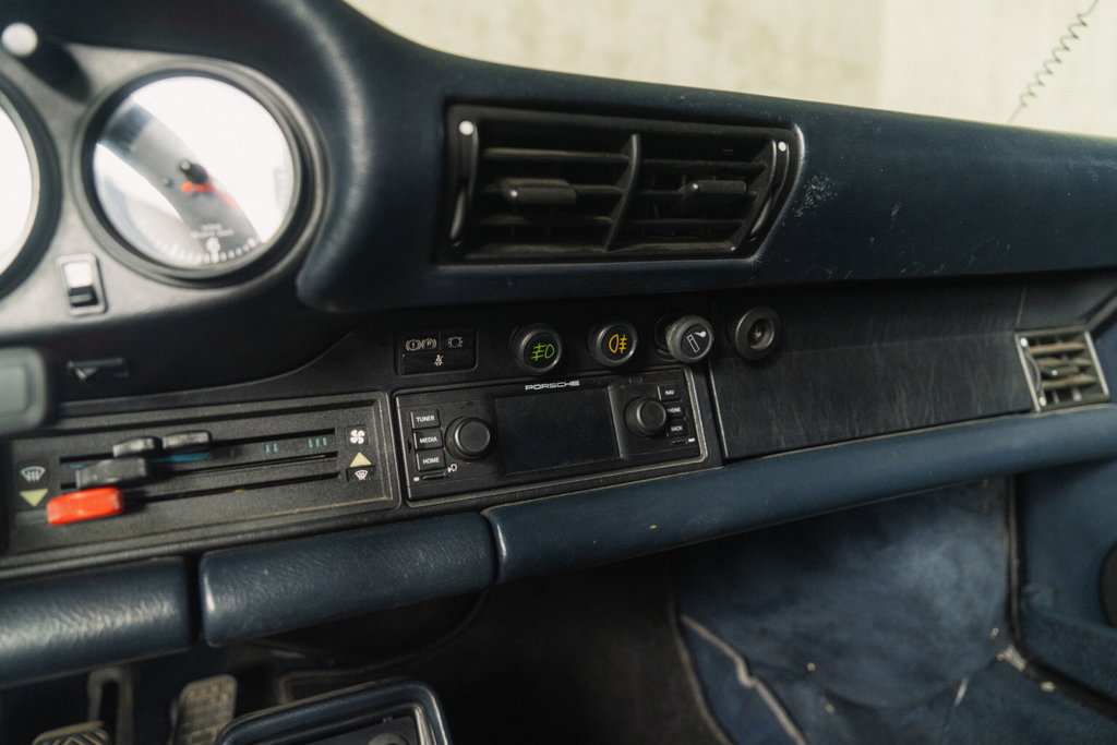 Porsche 911 Carrera 3.2
