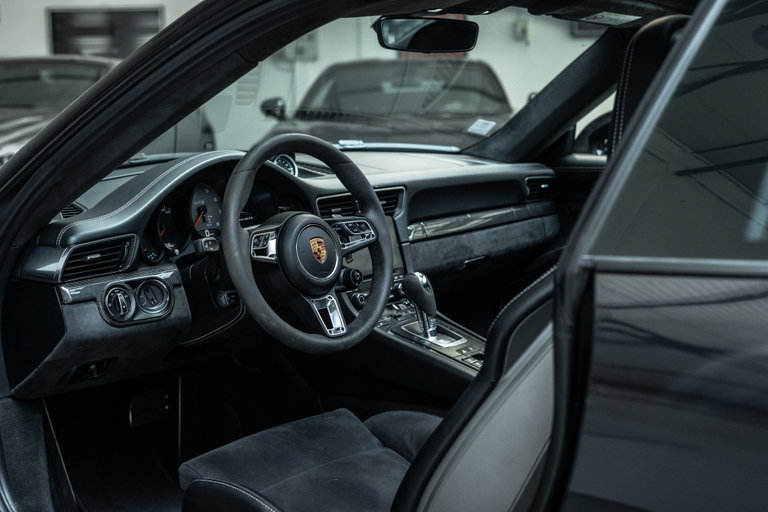 Porsche 991.2 Carrera 4 GTS
