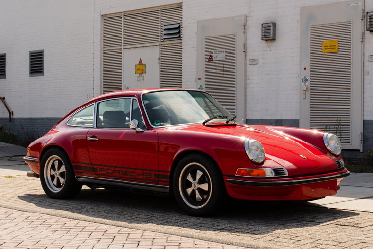 Porsche 911 Backdate