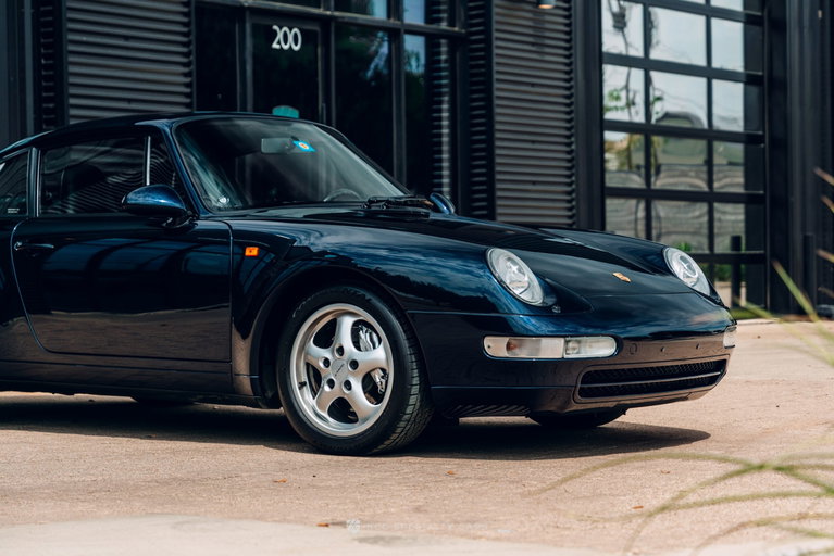 Porsche 993 Carrera 4