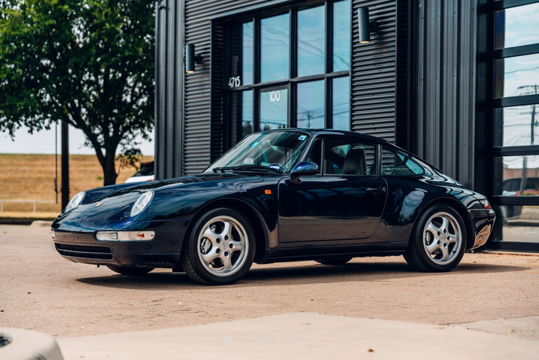 Porsche 993 Carrera 4