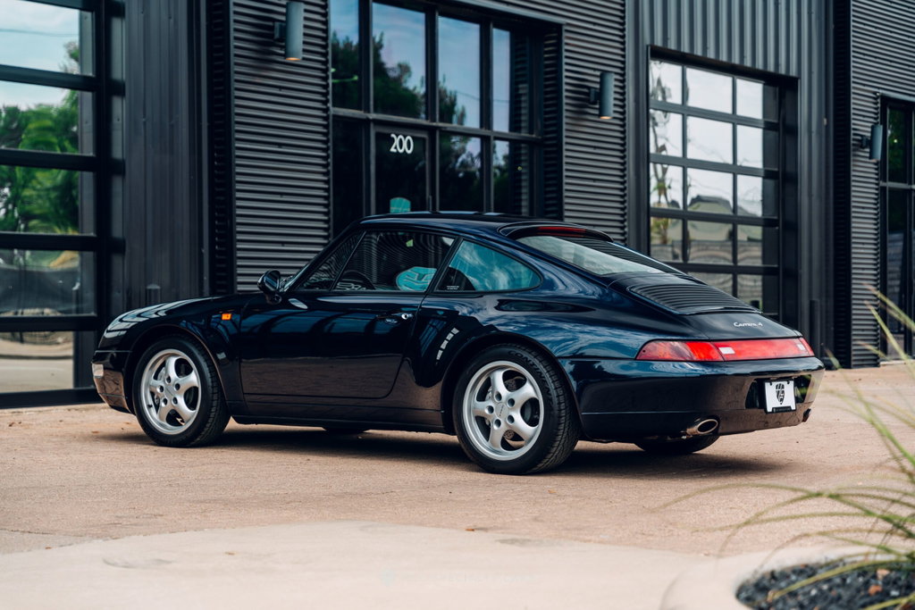 Porsche 993 Carrera 4
