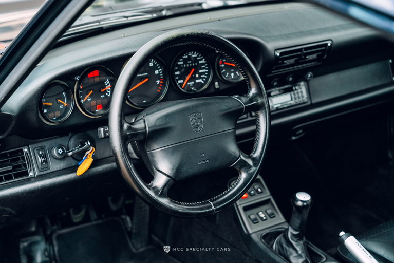 Porsche 993 Carrera 4