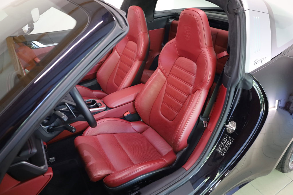 Porsche 992 Targa 4S
