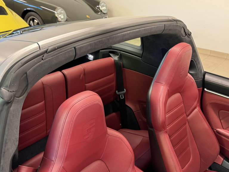 Porsche 992 Targa 4S