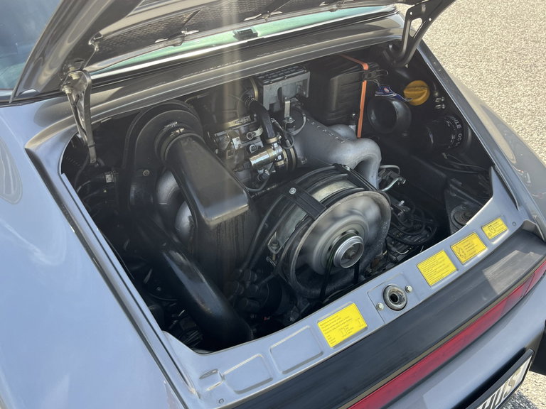 Porsche 911 Carrera 3.2