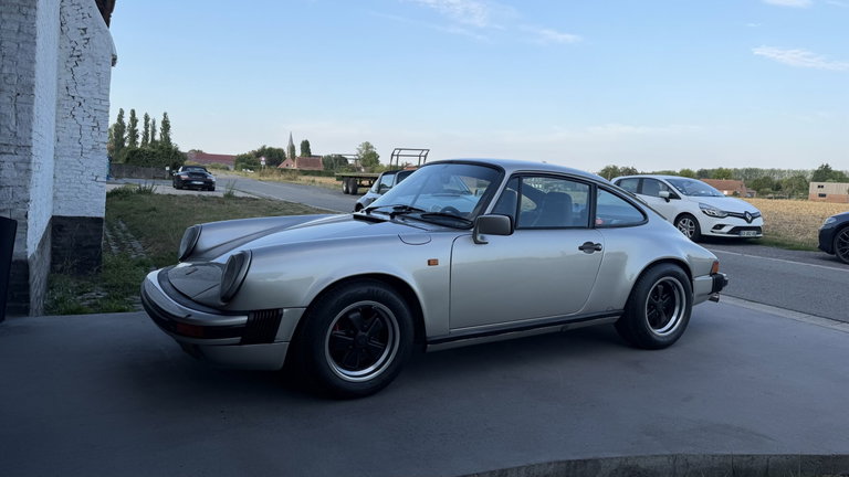 Porsche 911 Carrera 3.2