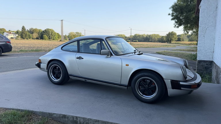 Porsche 911 Carrera 3.2