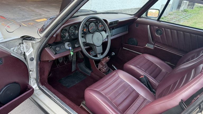 Porsche 911 Carrera 3.2