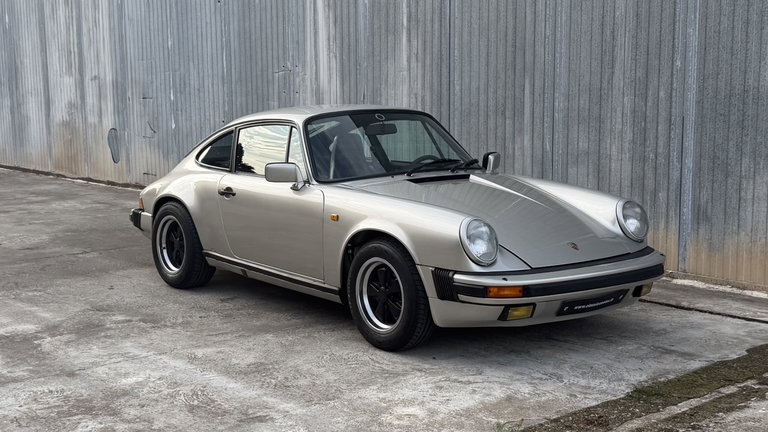 Porsche 911 Carrera 3.2