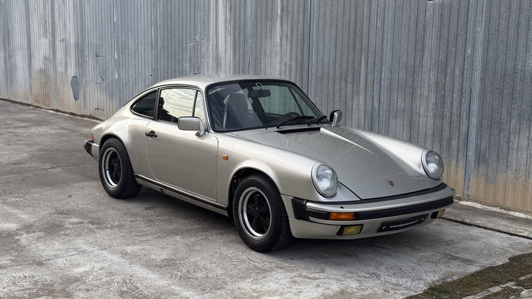 Porsche 911 Carrera 3.2