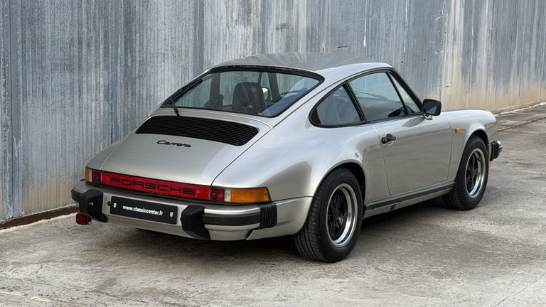Porsche 911 Carrera 3.2