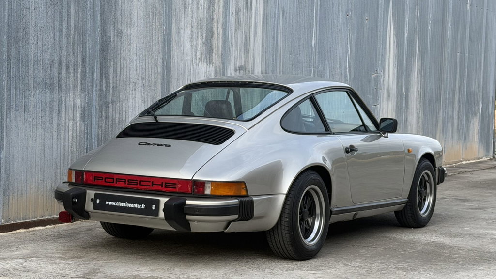 Porsche 911 Carrera 3.2