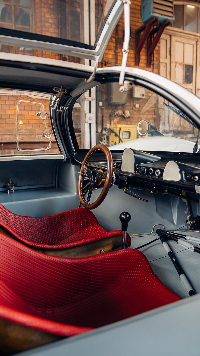 Porsche 906 Carrera 6