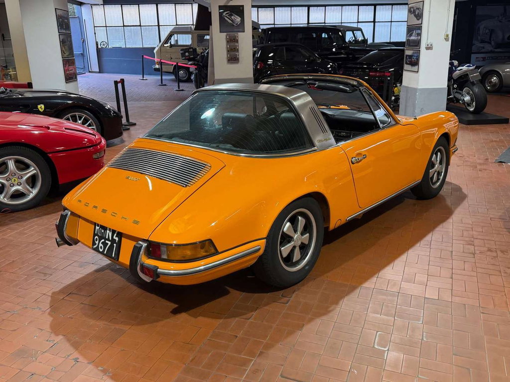 Porsche 911 T