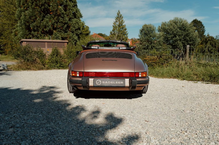 Porsche 911 Carrera 3.2 (US)