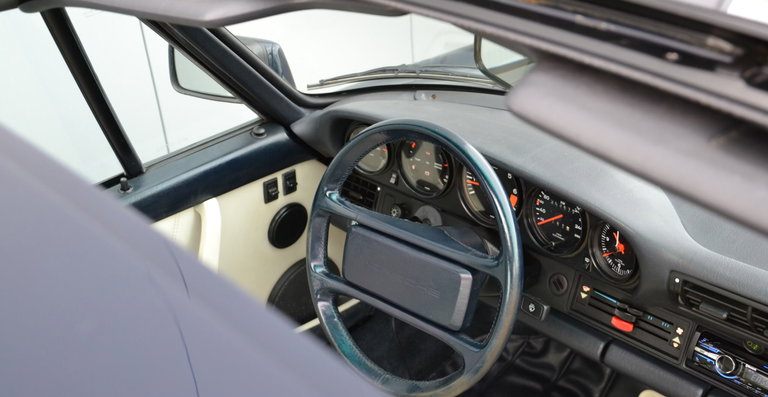 Porsche 911 Carrera 3.2