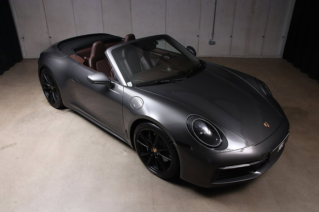 Porsche 992 Carrera 4S