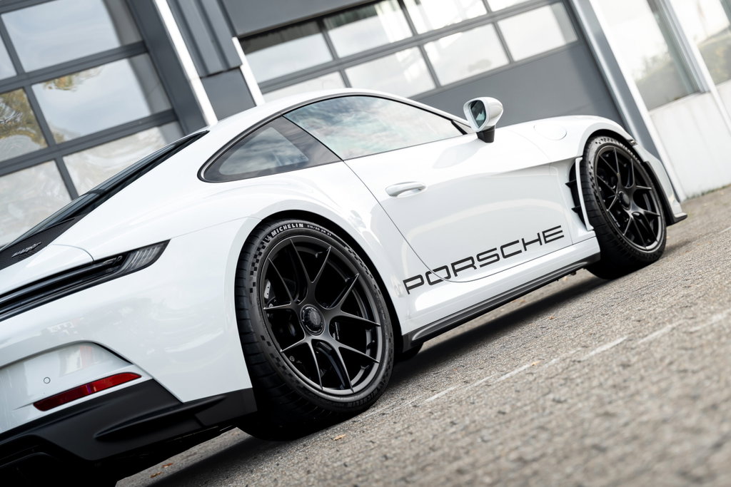 Porsche 911 S/T