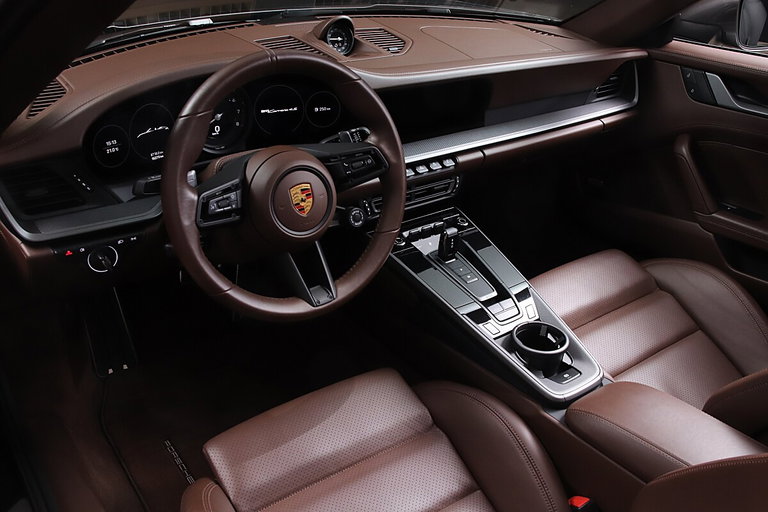 Porsche 992 Carrera 4S