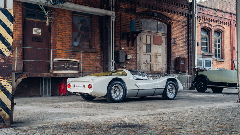 Porsche 906 Carrera 6