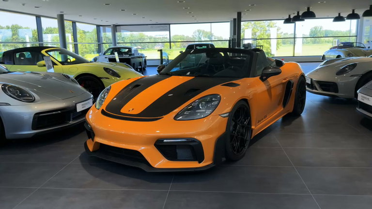 Porsche 718 Spyder RS