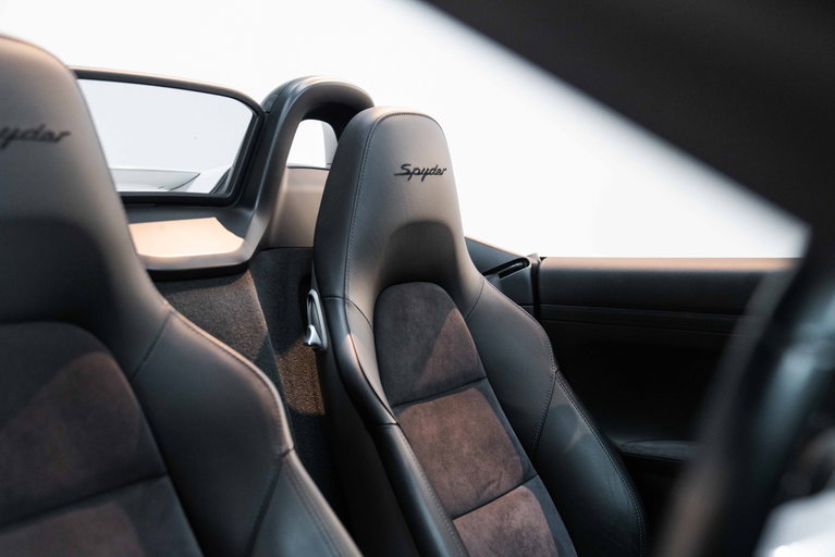 Porsche 981 Boxster Spyder