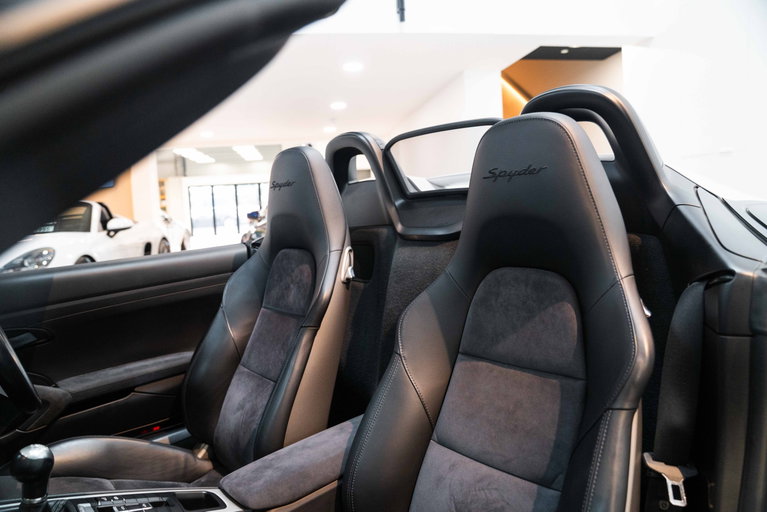 Porsche 981 Boxster Spyder