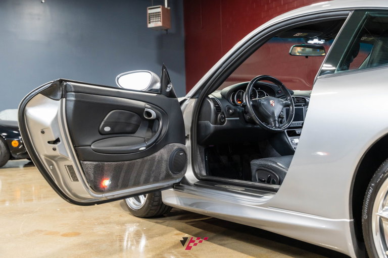 Porsche 996.2 Carrera “40 Jahre 911”
