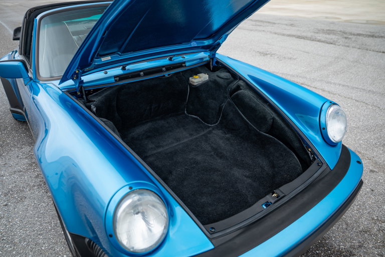 Porsche 911 Carrera 3.2 WTL