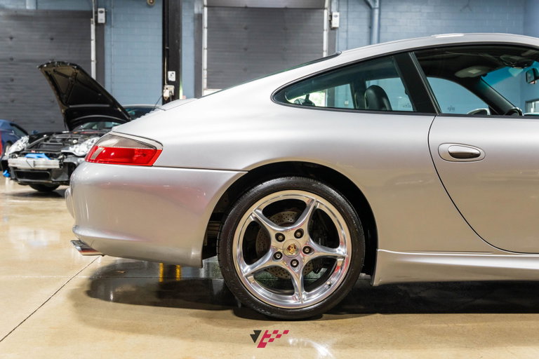 Porsche 996.2 Carrera “40 Jahre 911”