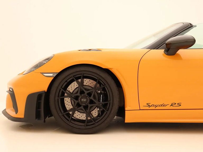 Porsche 718 Spyder RS