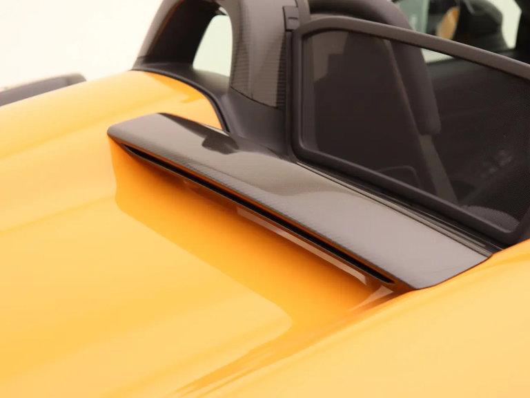 Porsche 718 Spyder RS