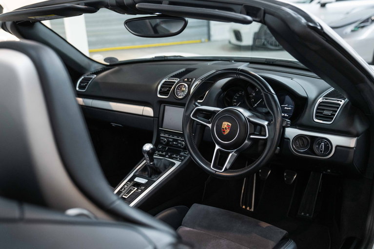 Porsche 981 Boxster Spyder