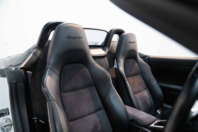 Porsche 981 Boxster Spyder