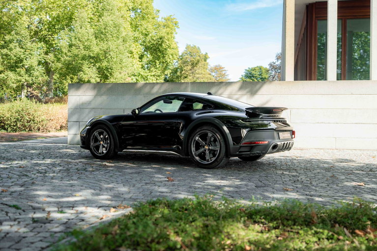 Porsche 911 Dakar