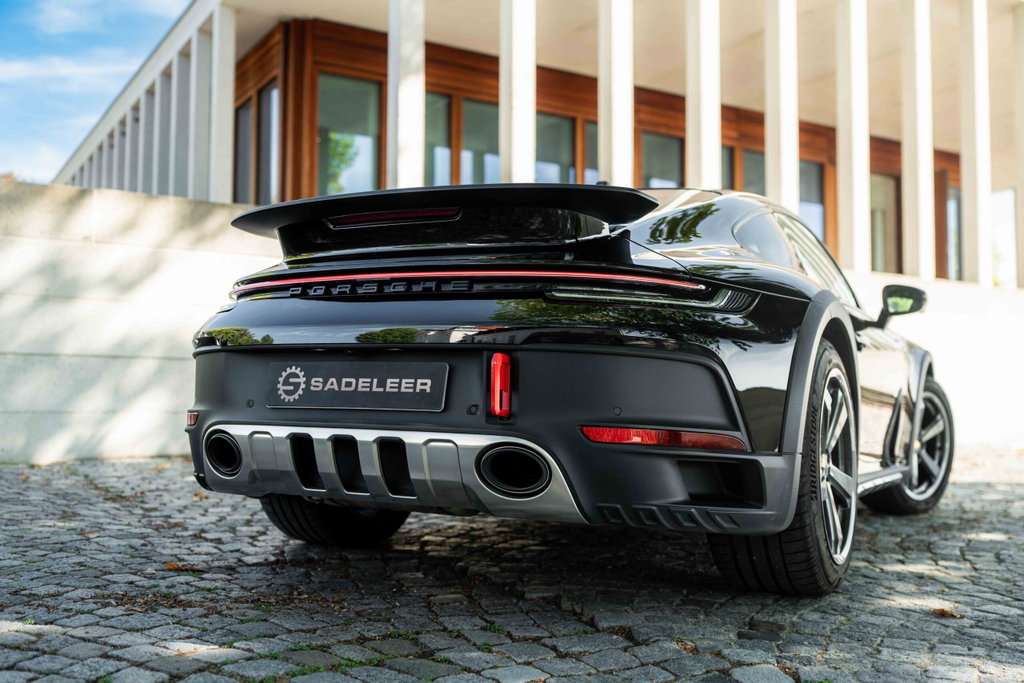 Porsche 911 Dakar