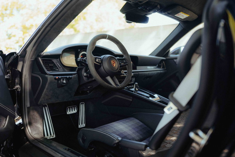 Porsche 911 Dakar