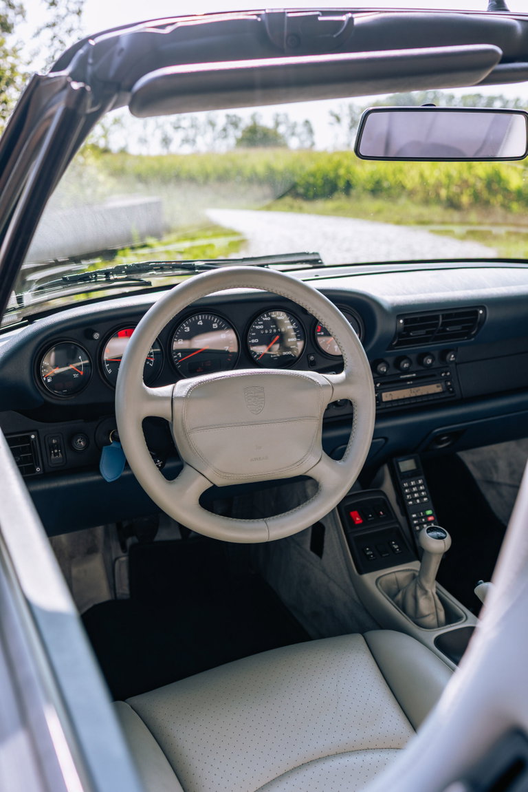 Porsche 993 Carrera
