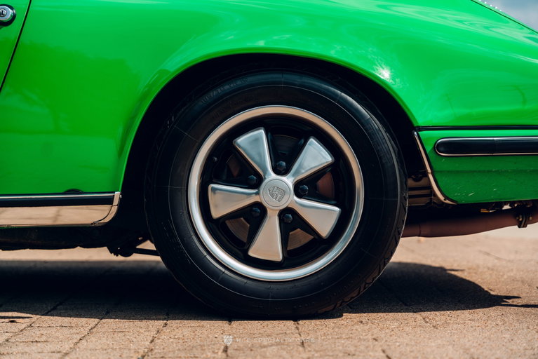 Porsche 911 E