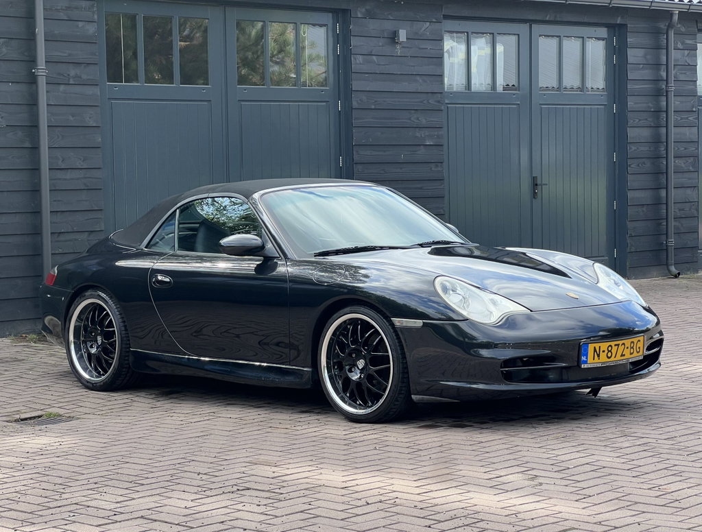 Porsche 996.2 Carrera