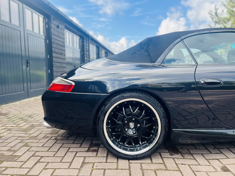 Porsche 996.2 Carrera