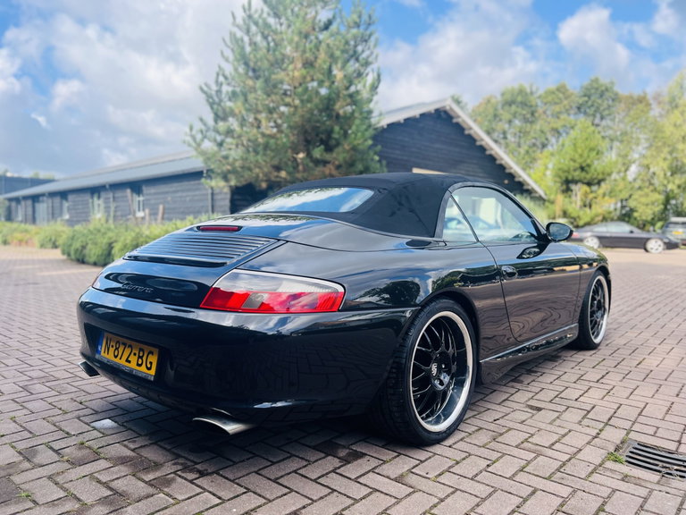 Porsche 996.2 Carrera