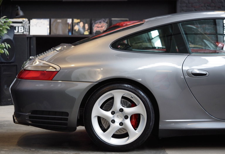 Porsche 996.2 Carrera 4S