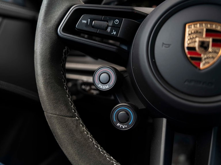 Porsche 992 GT3 RS