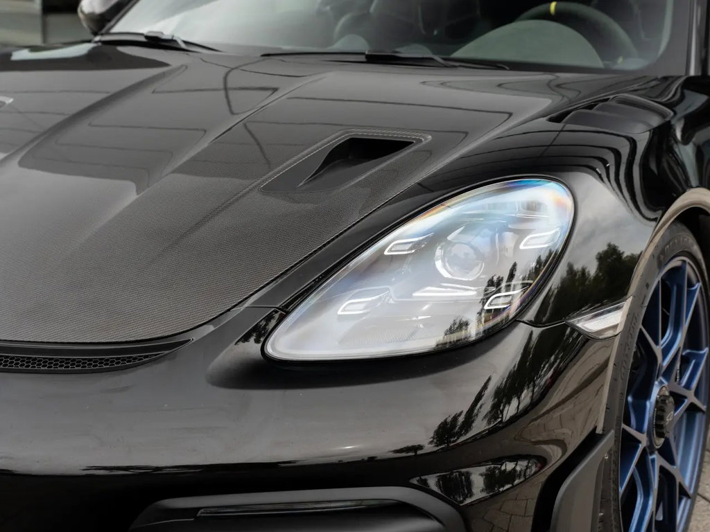 Porsche 718 Spyder RS