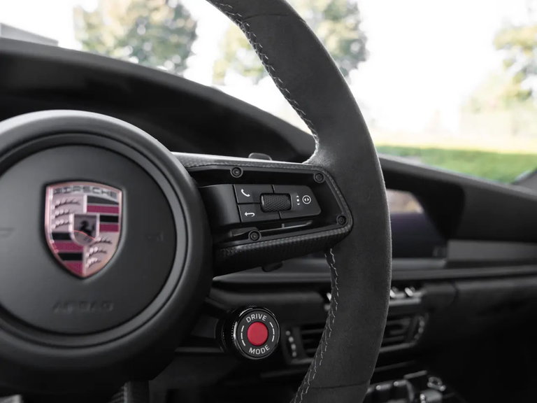 Porsche 992.2 Carrera GTS